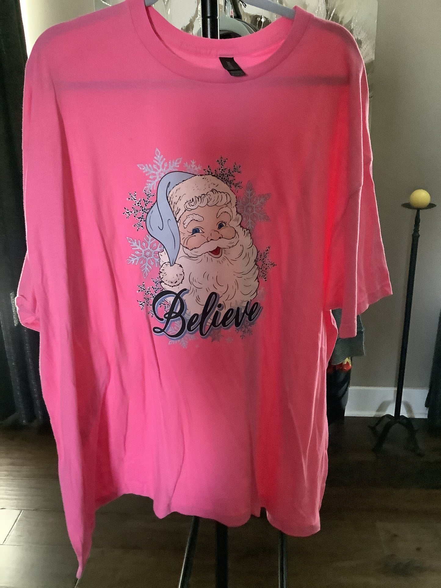 Pink believe Santa T-shirt